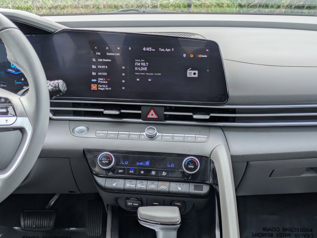 Thumbnail: 2023 Hyundai Elantra - 14