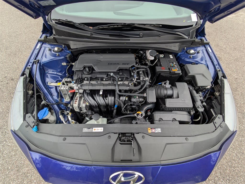 Thumbnail: 2023 Hyundai Elantra - 9