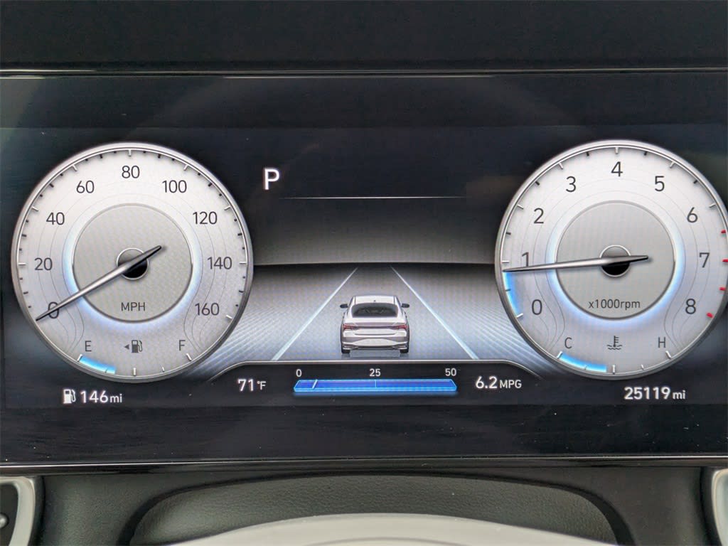 Thumbnail: 2023 Hyundai Elantra - 32