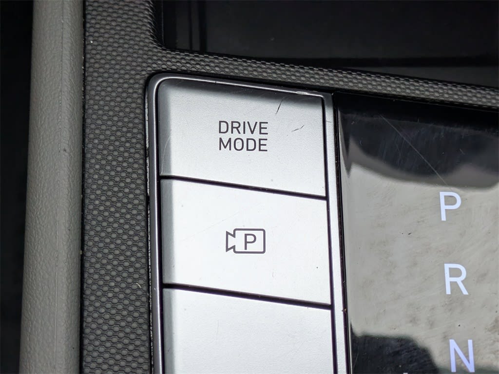 Thumbnail: 2023 Hyundai Elantra - 26