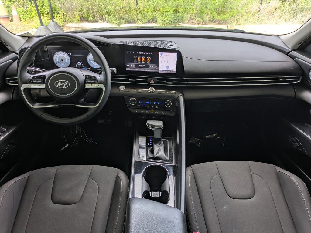 Thumbnail: 2023 Hyundai Elantra - 2