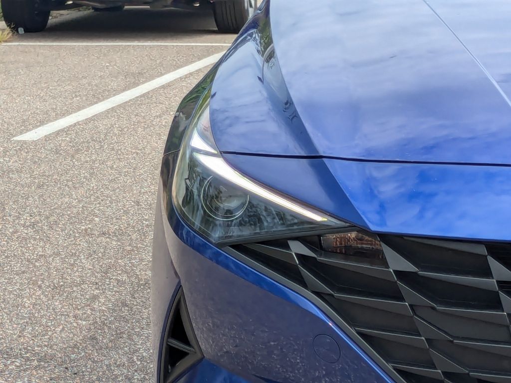 Thumbnail: 2023 Hyundai Elantra - 7