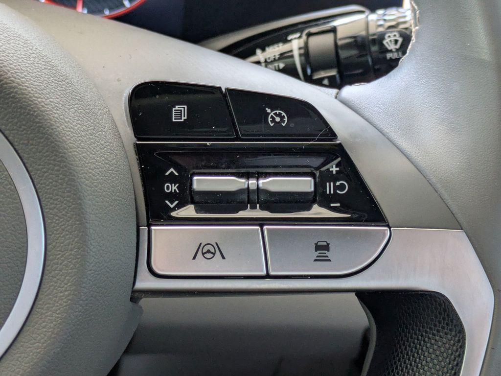 Thumbnail: 2023 Hyundai Elantra - 29