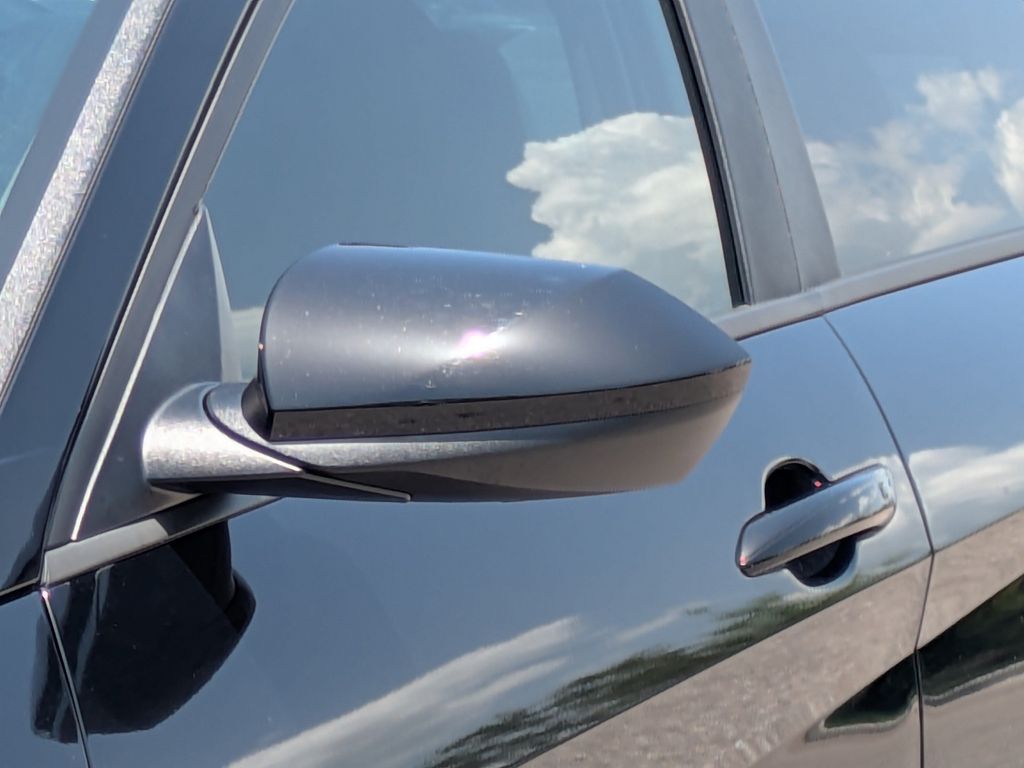Thumbnail: 2023 Hyundai Elantra - 19