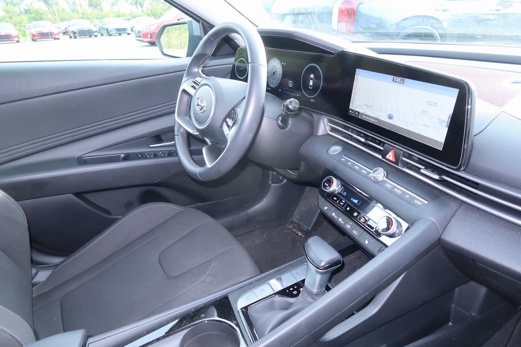 Thumbnail: 2023 Hyundai Elantra - 2