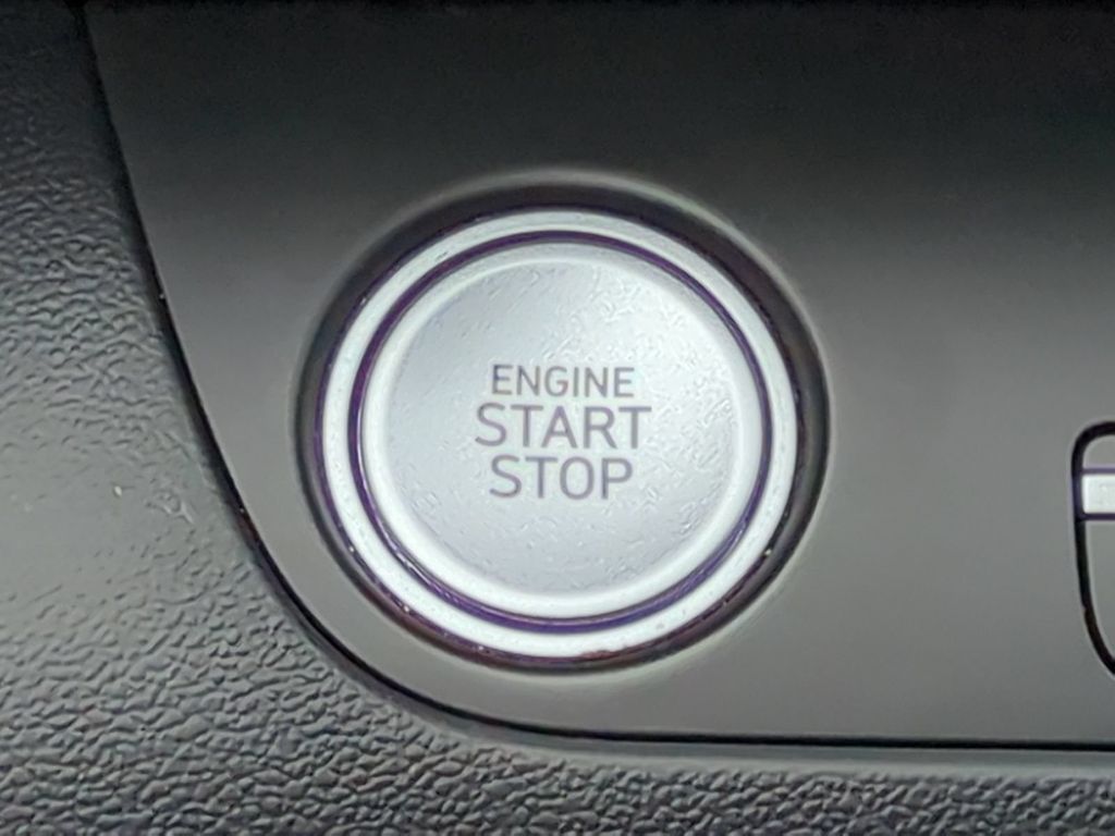 Thumbnail: 2023 Hyundai Elantra - 31