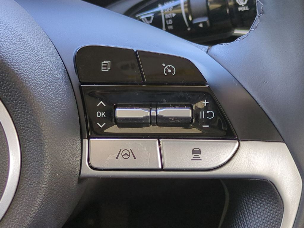 Thumbnail: 2023 Hyundai Elantra - 27