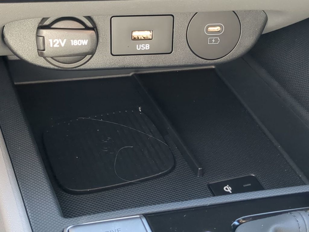 Thumbnail: 2026 Hyundai Elantra - 17