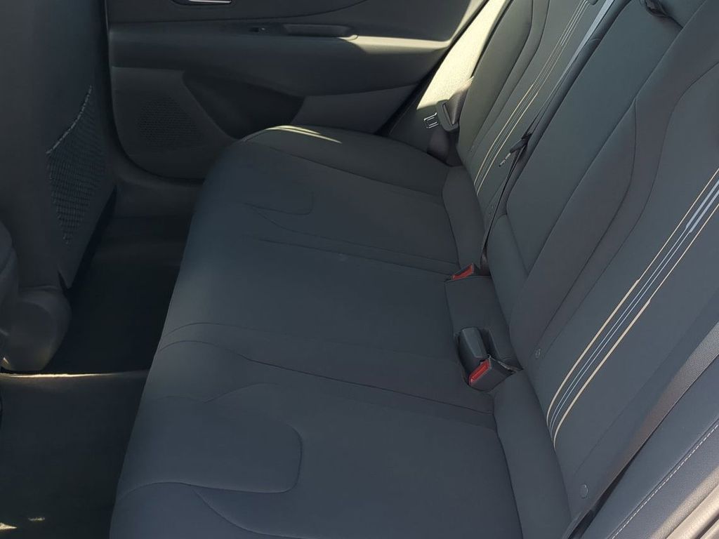 Thumbnail: 2026 Hyundai Elantra - 10