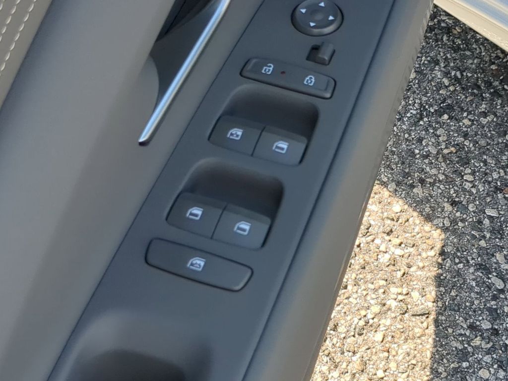 Thumbnail: 2026 Hyundai Elantra - 25