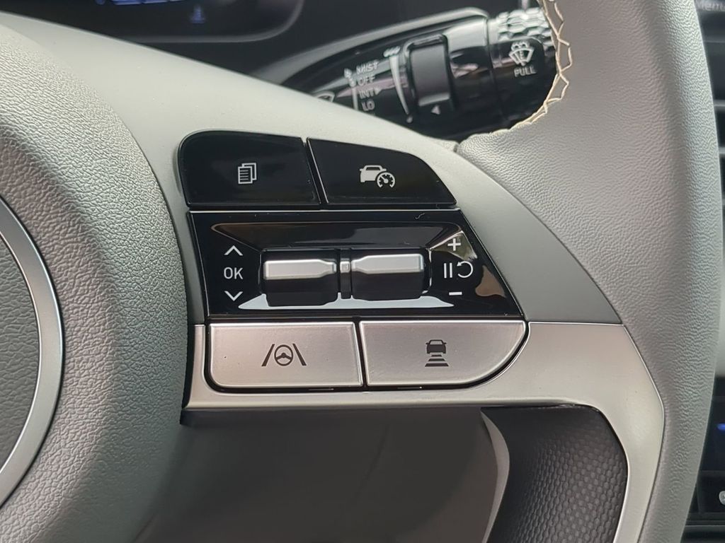 Thumbnail: 2026 Hyundai Elantra - 30