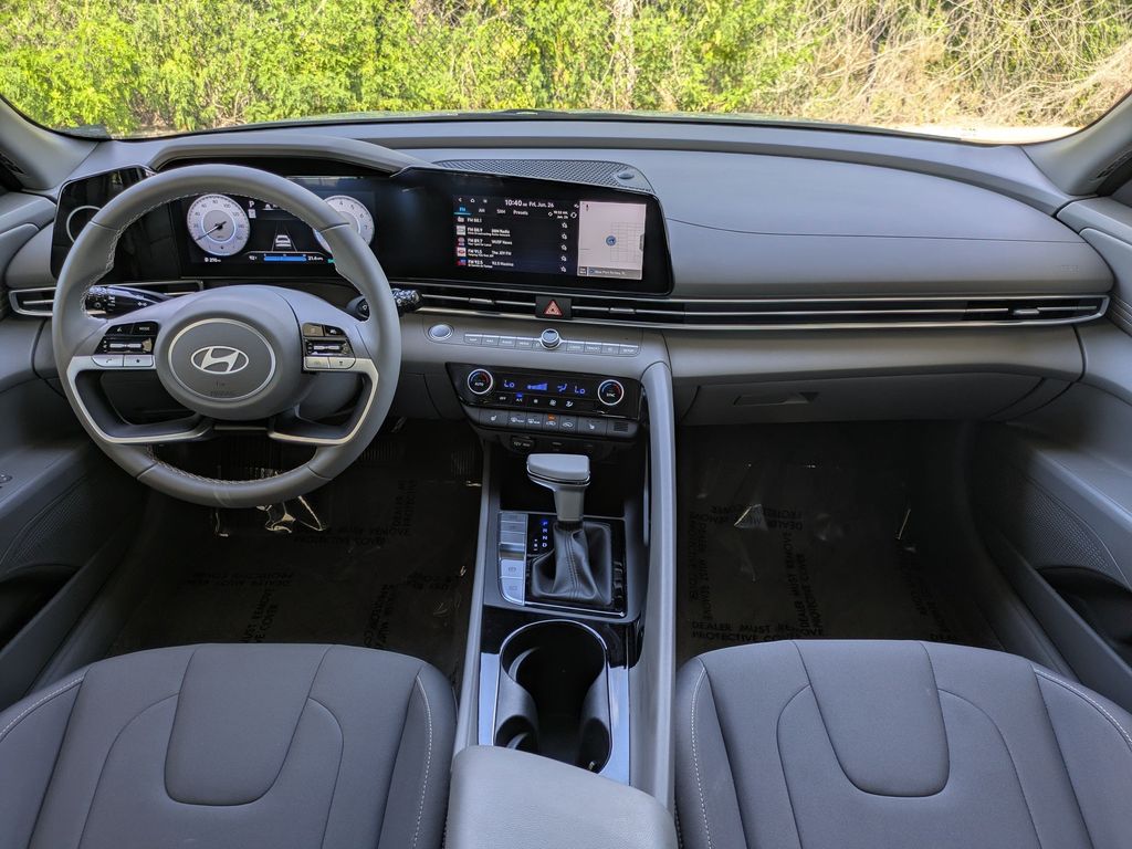 Thumbnail: 2025 Hyundai Elantra - 2