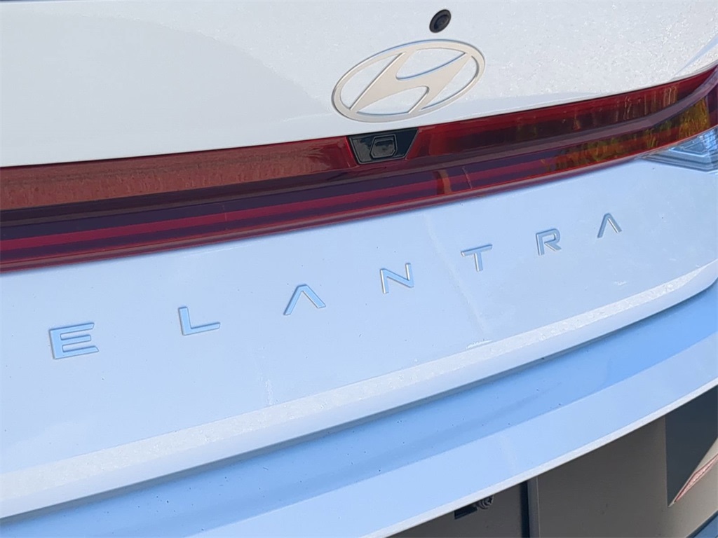 Thumbnail: 2026 Hyundai Elantra - 23