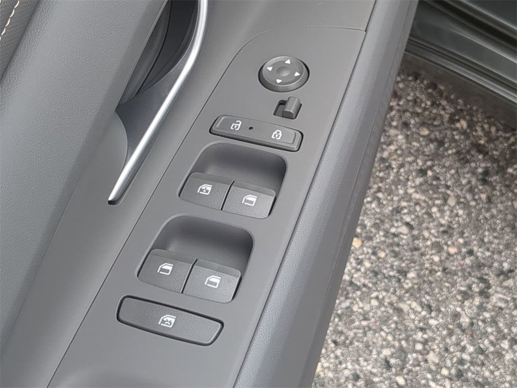 Thumbnail: 2026 Hyundai Elantra - 25