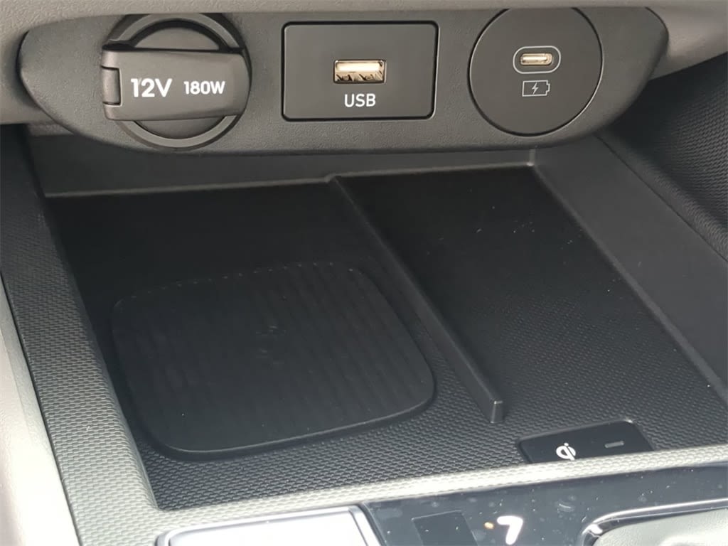 Thumbnail: 2026 Hyundai Elantra - 17