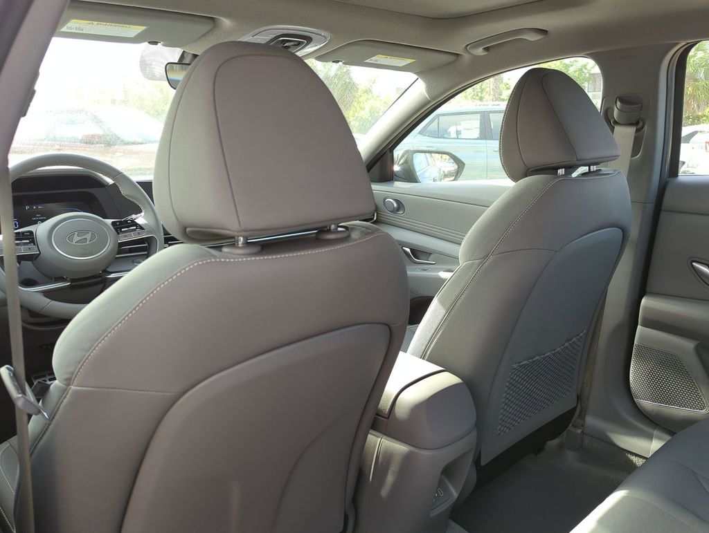 Thumbnail: 2026 Hyundai Elantra - 11