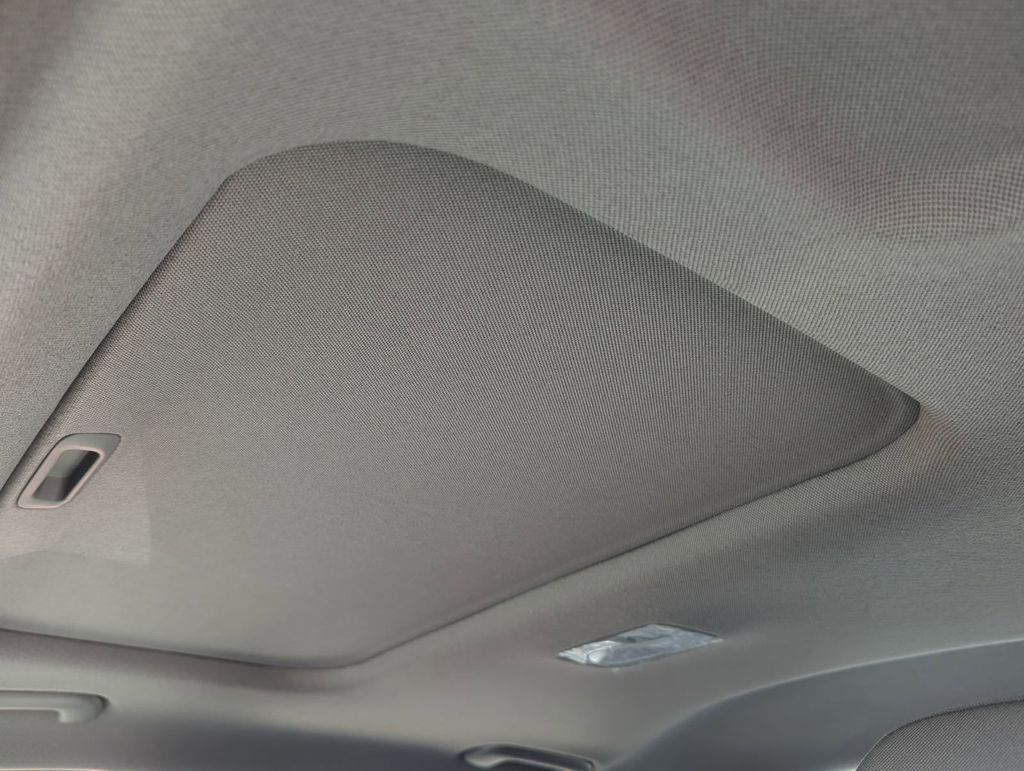 Thumbnail: 2026 Hyundai Elantra - 24