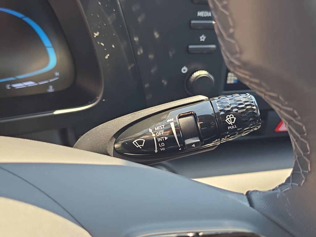 Thumbnail: 2026 Hyundai Elantra - 29
