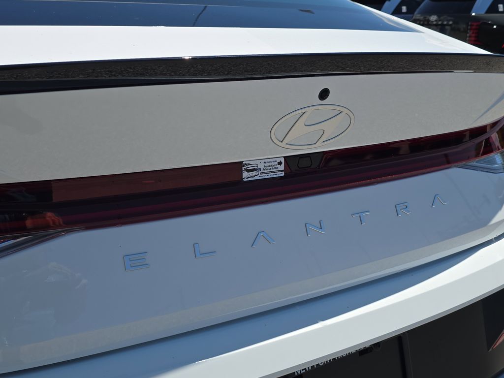 Thumbnail: 2026 Hyundai Elantra - 22