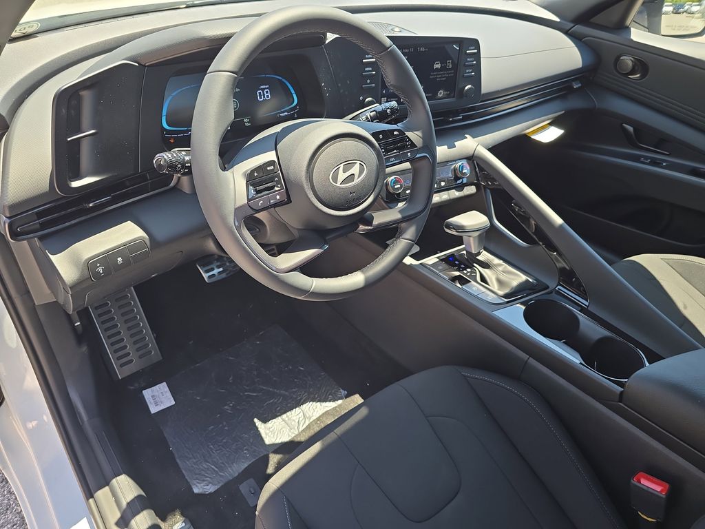 Thumbnail: 2026 Hyundai Elantra - 2