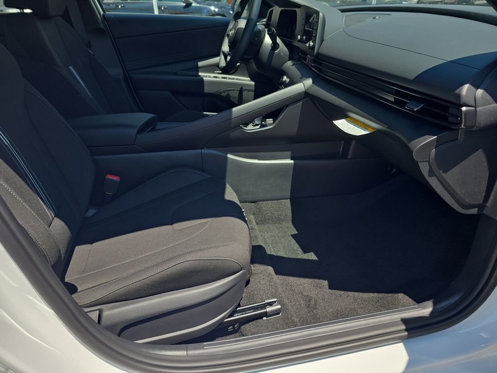 Thumbnail: 2026 Hyundai Elantra - 26