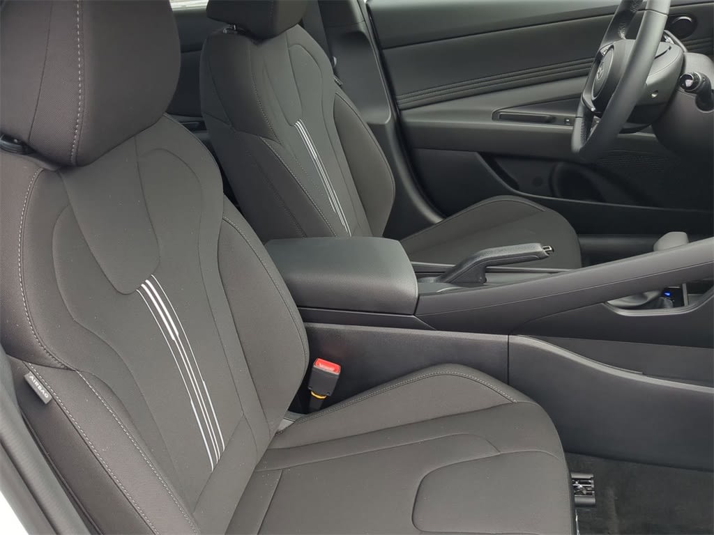 Thumbnail: 2026 Hyundai Elantra - 25