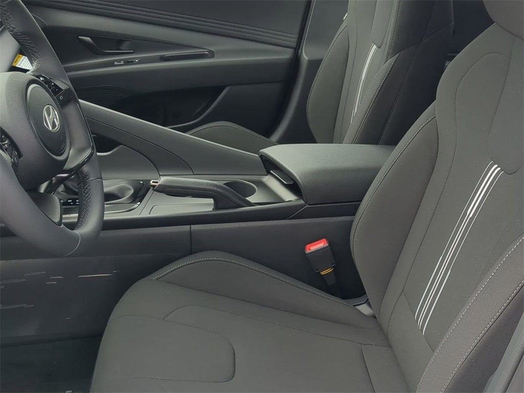 Thumbnail: 2026 Hyundai Elantra - 9