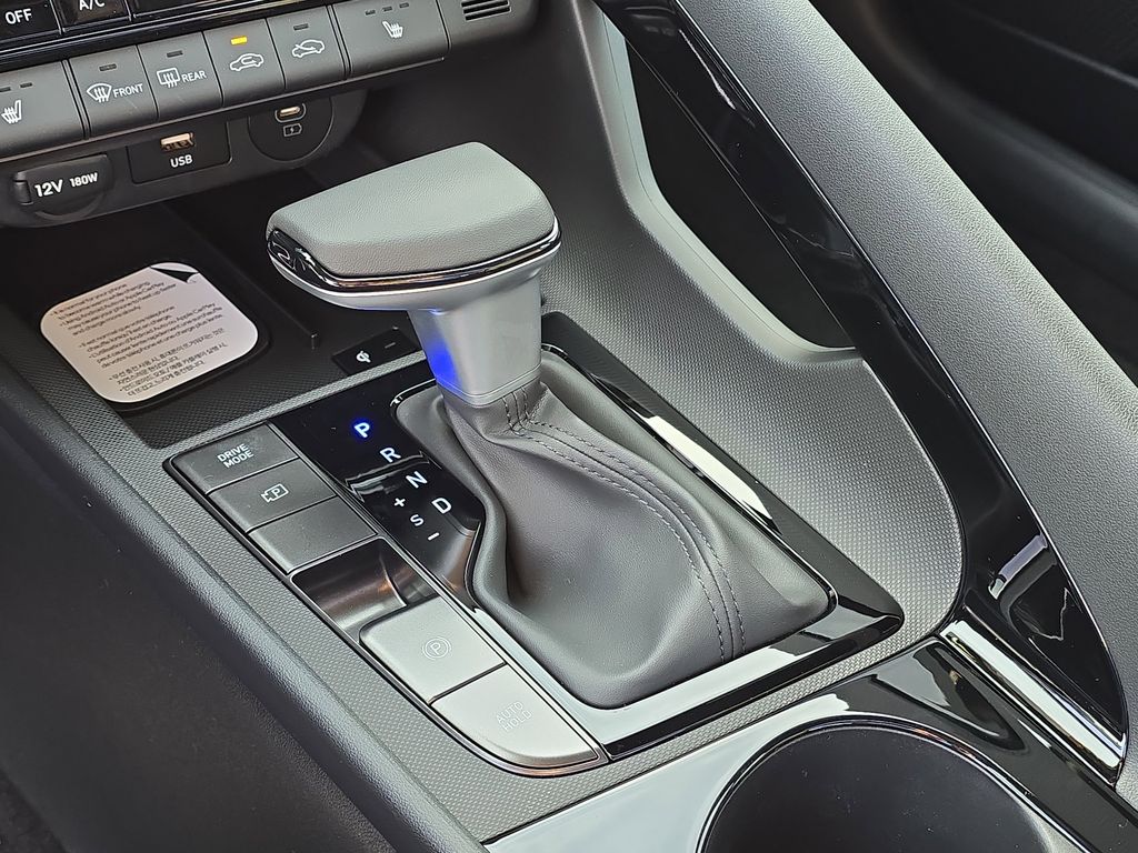 Thumbnail: 2026 Hyundai Elantra - 15