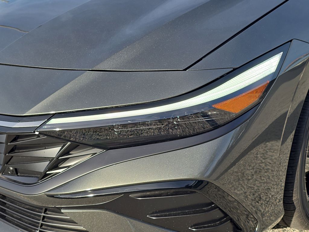 Thumbnail: 2026 Hyundai Elantra - 21