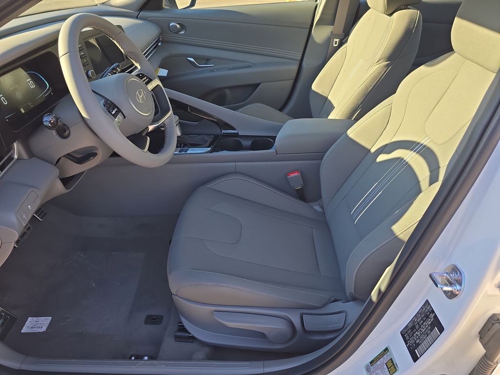 Thumbnail: 2026 Hyundai Elantra - 9