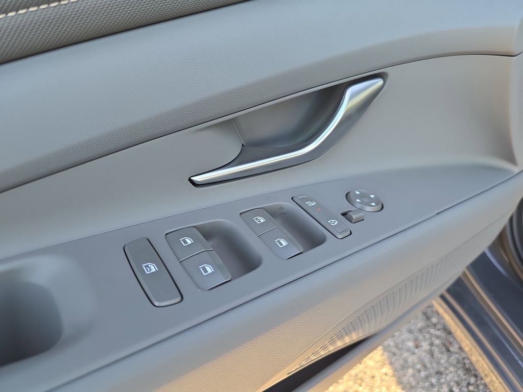 Thumbnail: 2026 Hyundai Elantra - 23