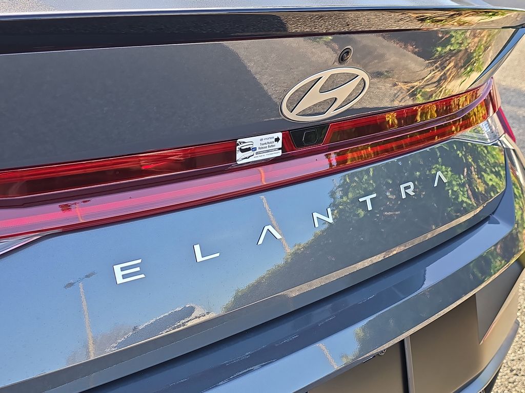 Thumbnail: 2026 Hyundai Elantra - 22