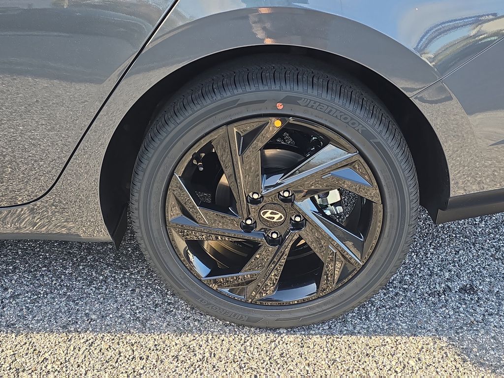 Thumbnail: 2026 Hyundai Elantra - 8