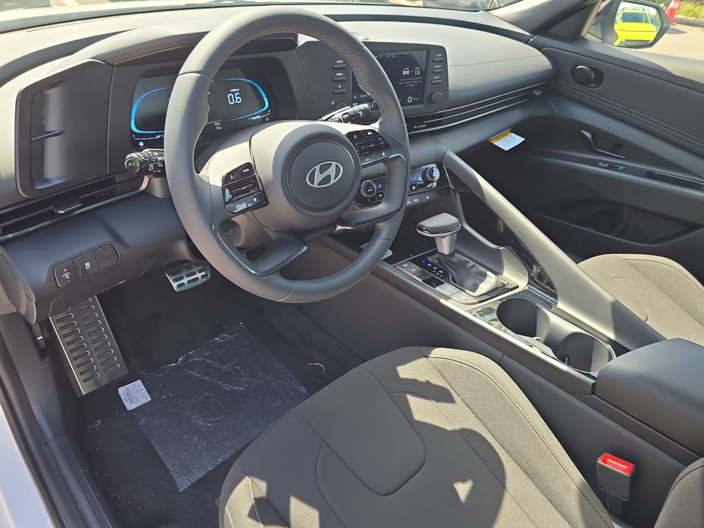 Thumbnail: 2026 Hyundai Elantra - 2