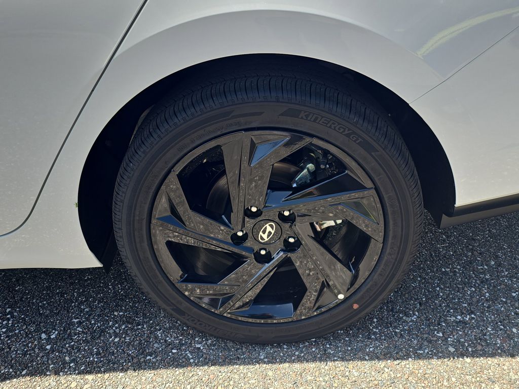 Thumbnail: 2026 Hyundai Elantra - 8