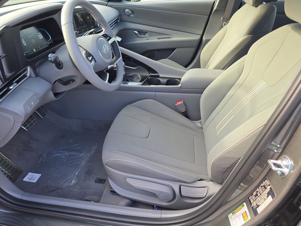 Thumbnail: 2026 Hyundai Elantra - 10