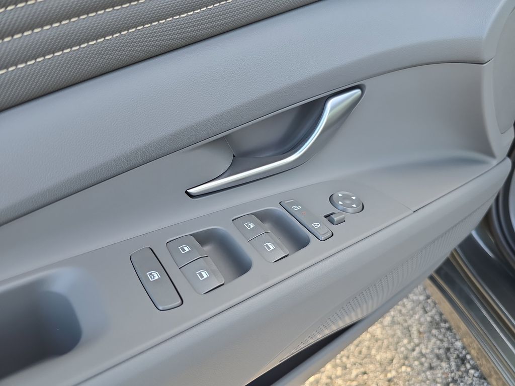 Thumbnail: 2026 Hyundai Elantra - 23