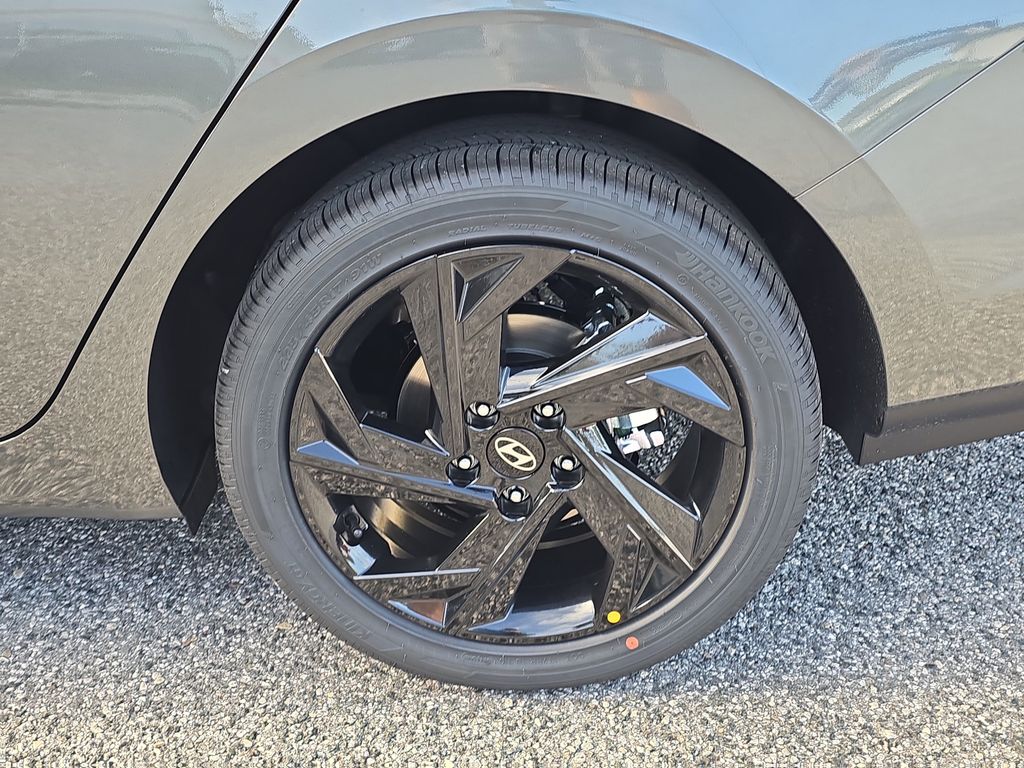 Thumbnail: 2026 Hyundai Elantra - 8