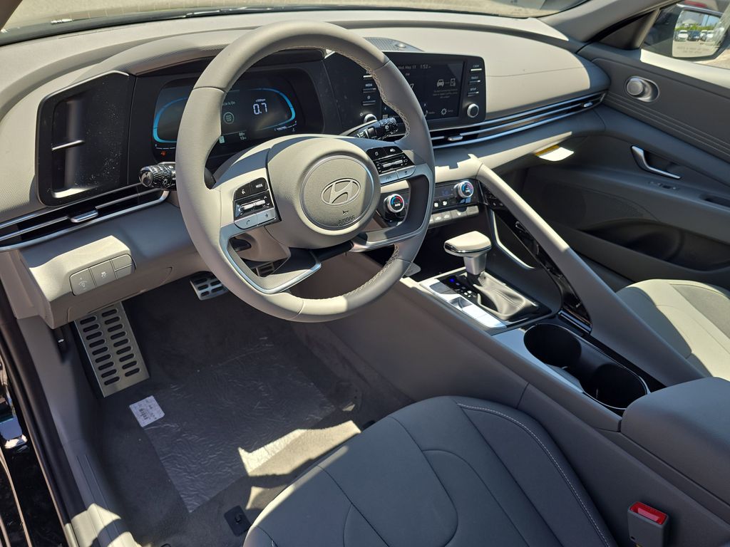 Thumbnail: 2026 Hyundai Elantra - 2