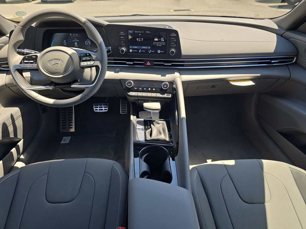 Thumbnail: 2026 Hyundai Elantra - 9