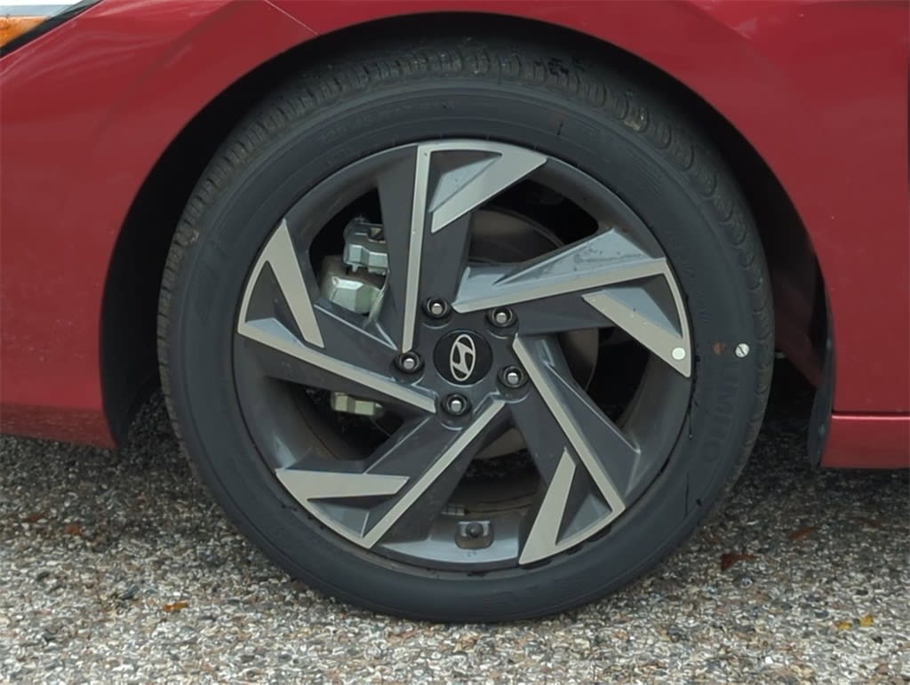 Thumbnail: 2025 Hyundai Elantra - 8