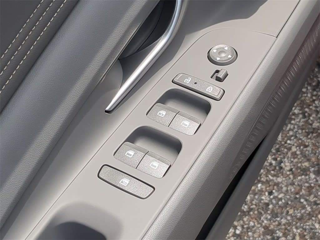 Thumbnail: 2025 Hyundai Elantra - 22