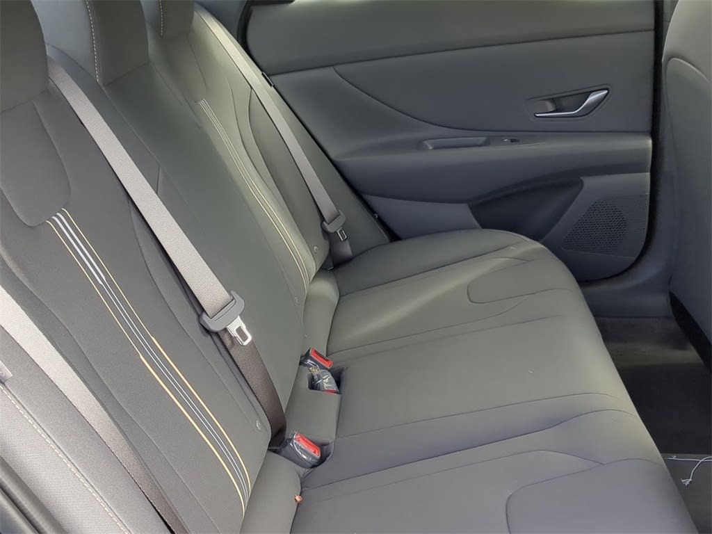 Thumbnail: 2026 Hyundai Elantra - 10