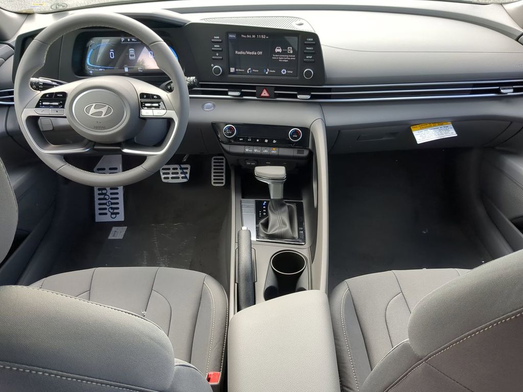 Thumbnail: 2026 Hyundai Elantra - 8