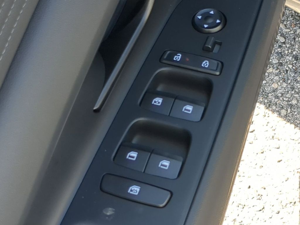 Thumbnail: 2026 Hyundai Elantra - 24