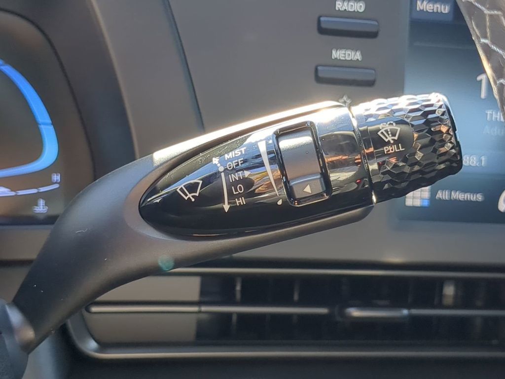 Thumbnail: 2026 Hyundai Elantra - 7