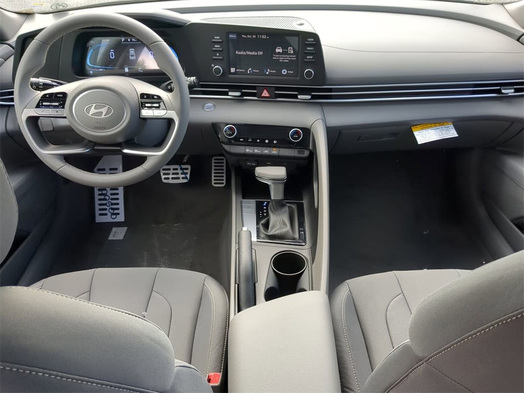 Thumbnail: 2026 Hyundai Elantra - 9