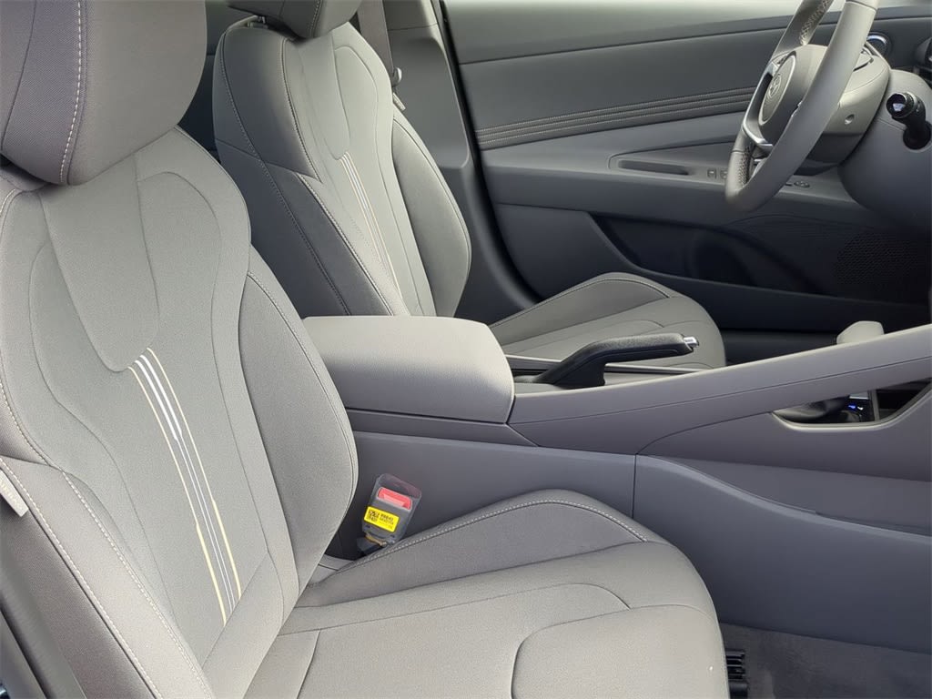 Thumbnail: 2026 Hyundai Elantra - 26