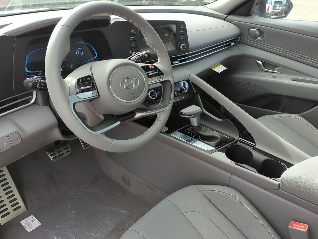 Thumbnail: 2026 Hyundai Elantra - 2