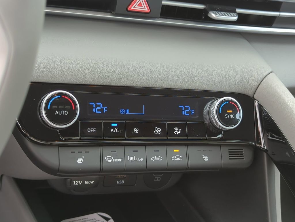 Thumbnail: 2026 Hyundai Elantra - 33